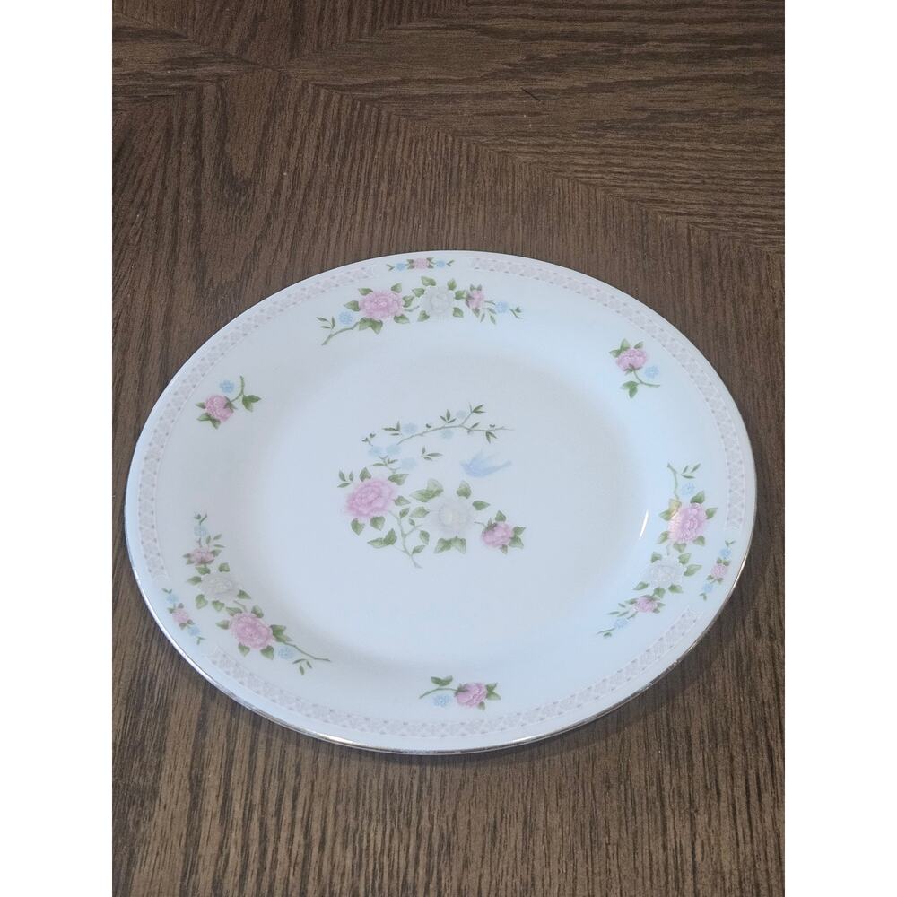 Vintage Crown Ming Bird of Paradise Salad Plate 7 1/2"
